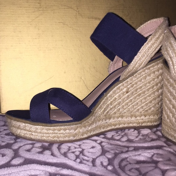 Navy wedges - Picture 2 of 2